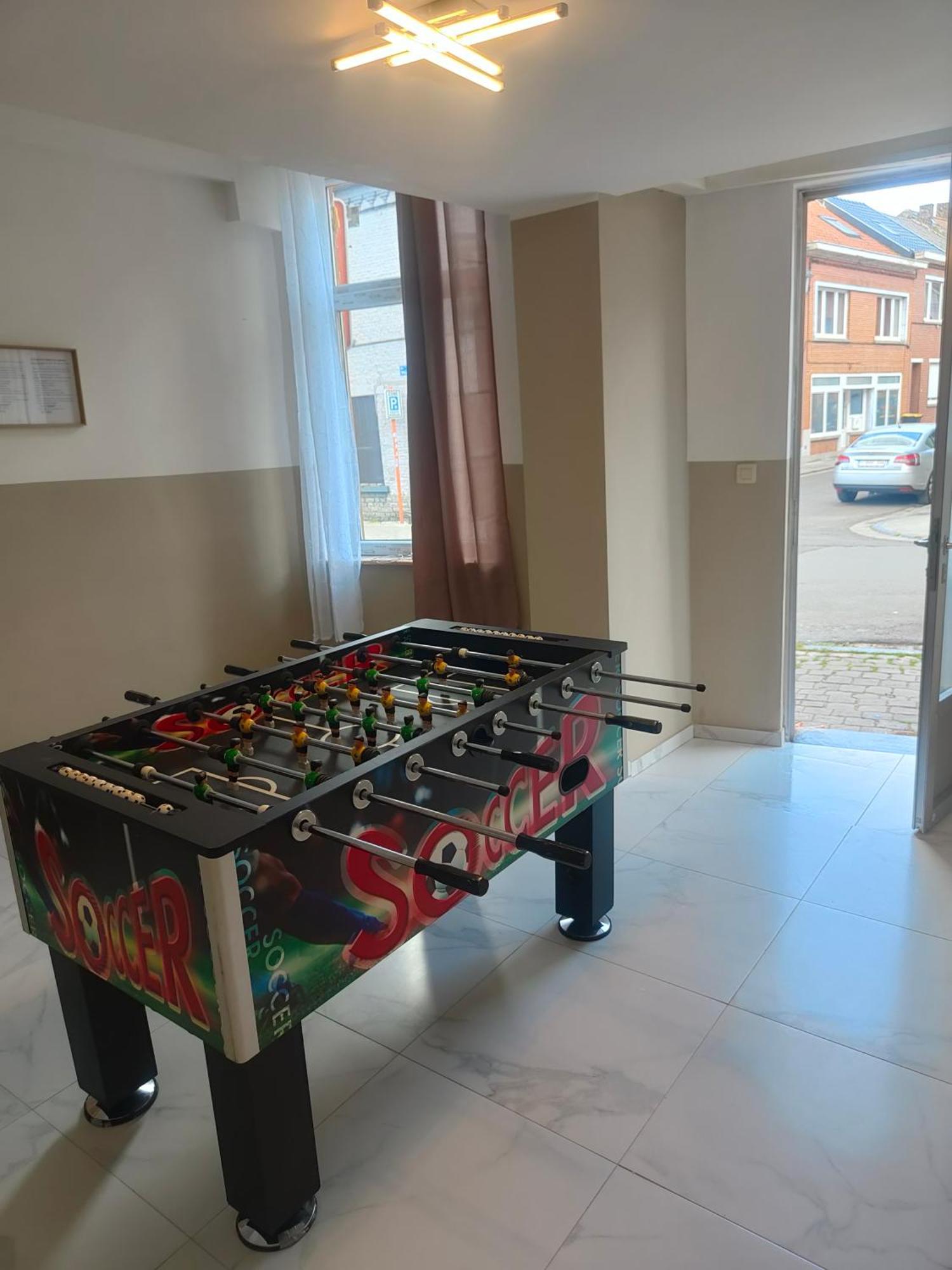 Magnifique Appartement A 蒙斯 外观 照片